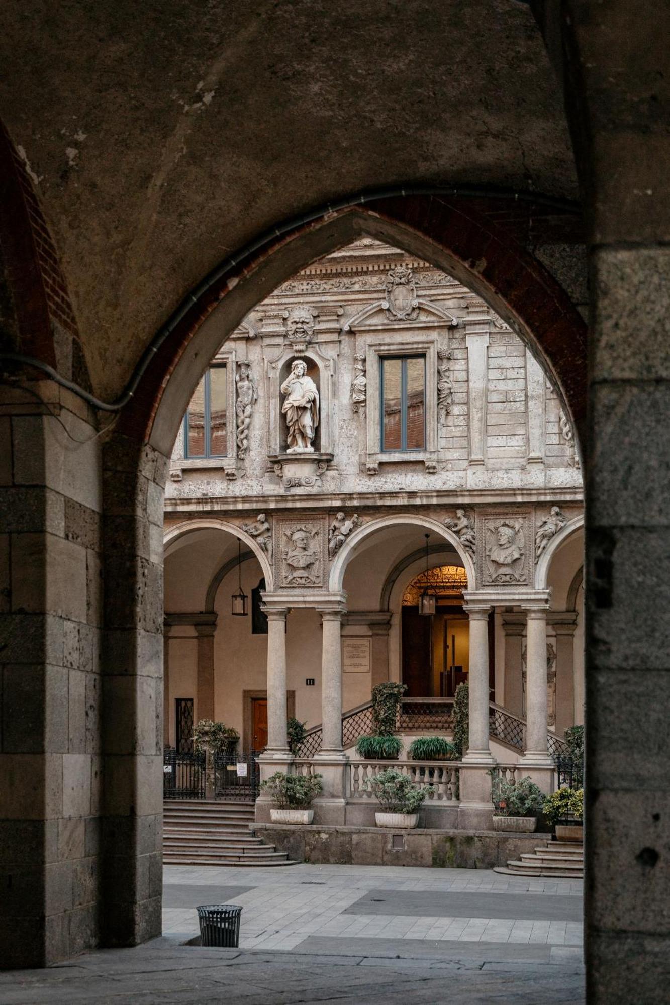 Palazzo Cordusio, A Gran Melia Hotel 米兰 外观 照片